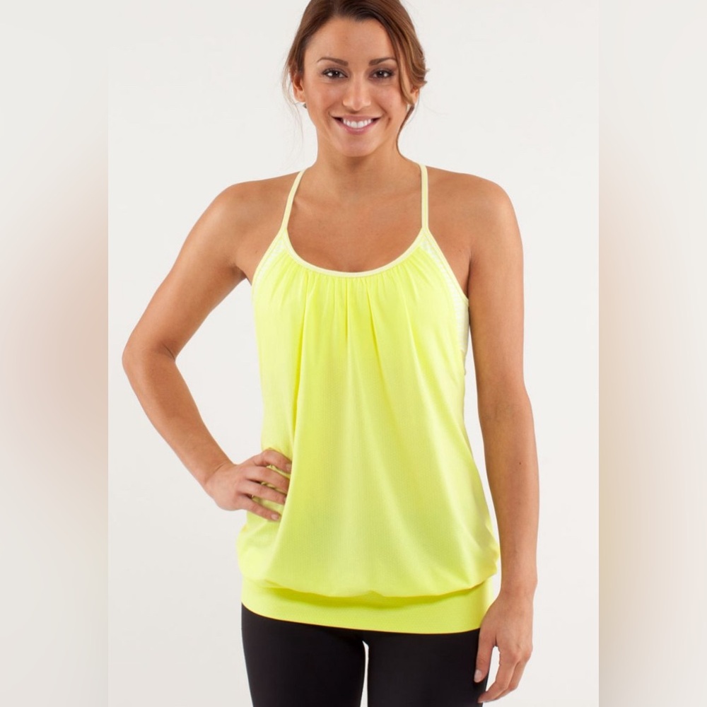 Lululemon No Limits Tank Top
Clarity Yellow / Slope Stripe Polar Cream 6